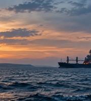 Ρουμανία: Επτά αγνοούμενοι από φωτιά σε δεξαμενόπλοιο στη Μαύρη Θάλασσα 